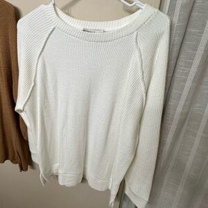 Zenana White Crew Neck Sweater - Med NWOT